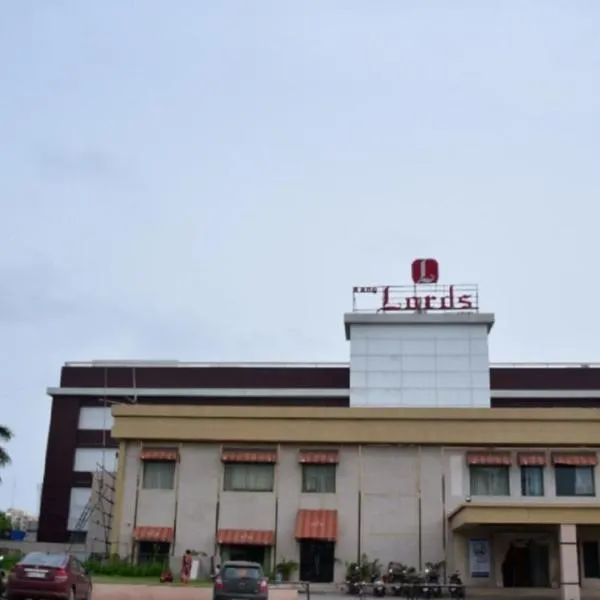 Rang Lords Inn Bharuch, hotel v destinaci Bharuch