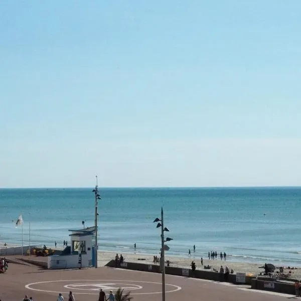 La Timonerie - Escapade 33, vue mer et esplanade classé 3 étoiles: Fort-Mahon-Plage şehrinde bir otel