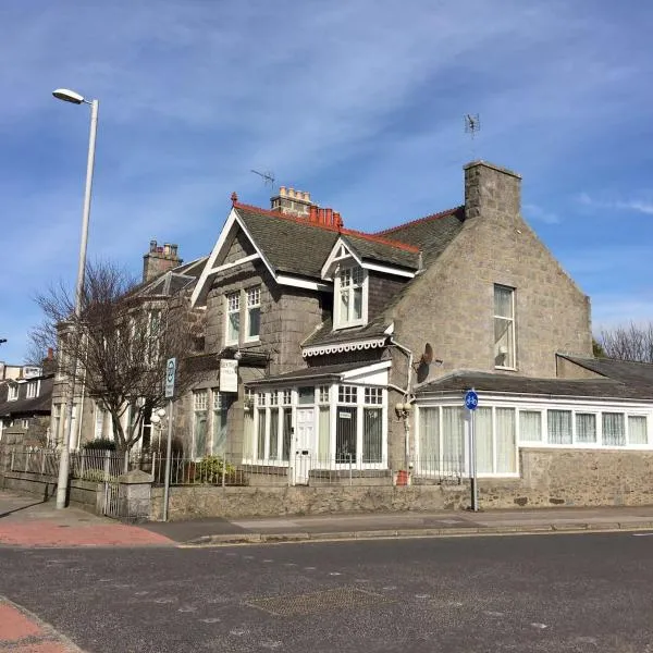 Brentwood Villa Bed and Breakfast, hotel v destinaci Aberdeen
