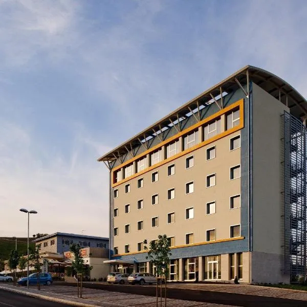 Blu Arena Hotel, hotel v destinaci Montecchio