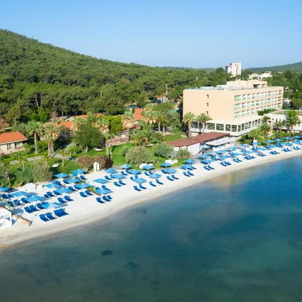 D - Resort Ayvalık, хотел в Айвалък