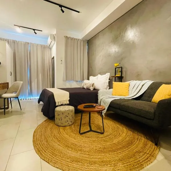 Studio 213 - Ebene Square, hotel en Ebene