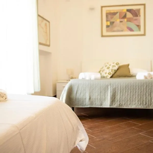 Palazzo de Brado, hotel in Trani