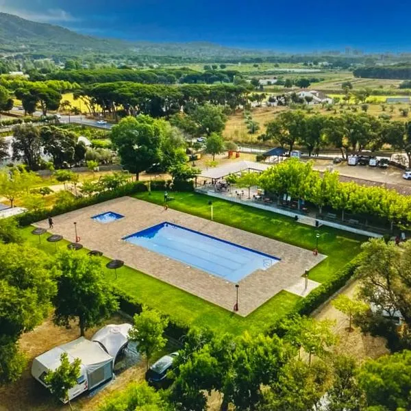 Camping Castell D'aro, hotel v destinaci Platja  d'Aro