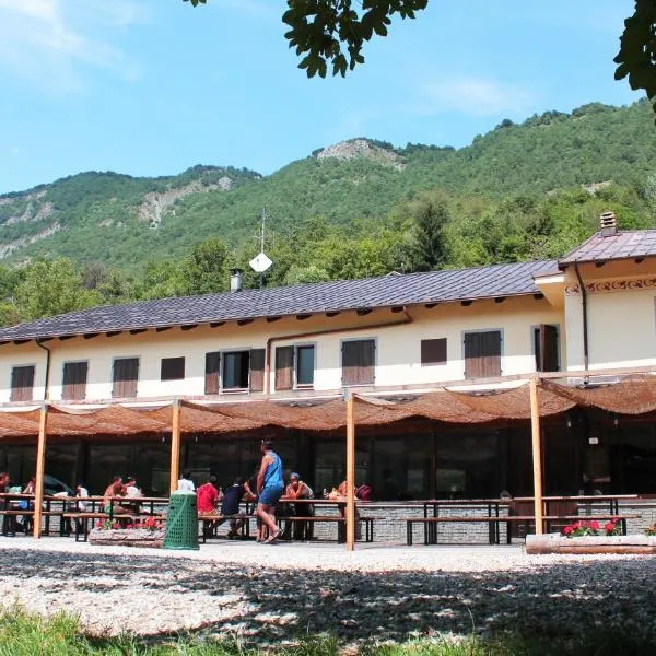 Wolf Village, hotel em Demonte