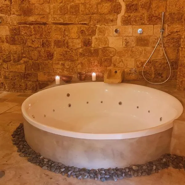 Honey suite, hotel v destinaci Akko