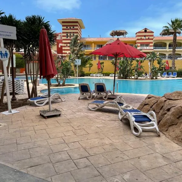Patio suite, Porto marina, hotel in El Alamein