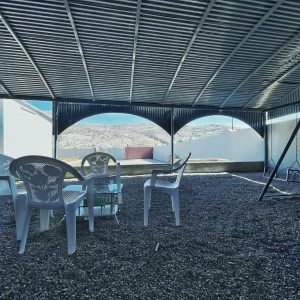 Atiaf Jabal Shams house, hotel v destinaci Misfāh