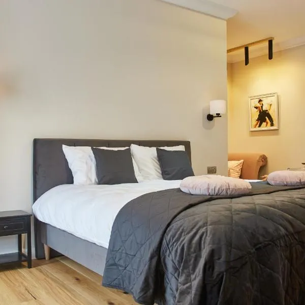 Apartament TANGO la casa PIANO HOUSE ,cu parcare, hotel v destinaci Alba Iulia