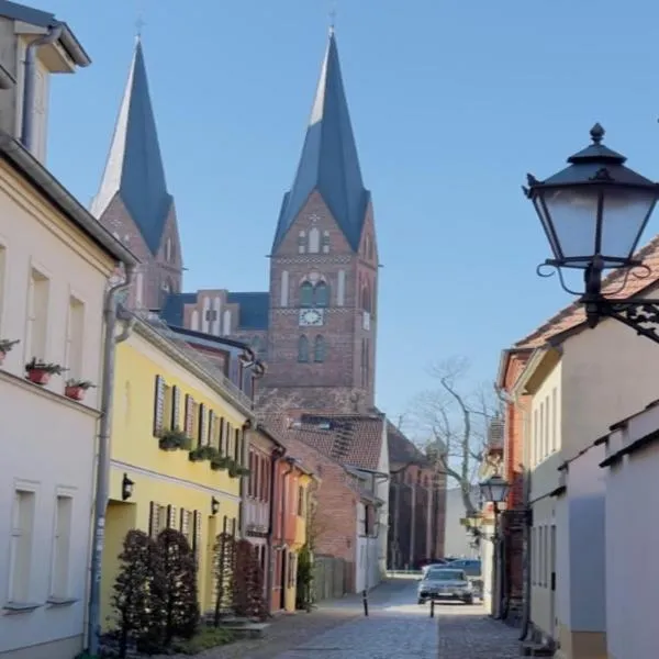 Ferienwohnung Kleinod, hotel v mestu Neuruppin