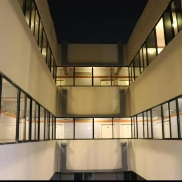 HOTEL HARMONY, hotel v destinaci Jamnagar