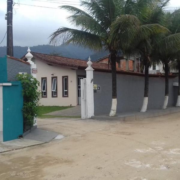 CASA PRAIA MARANDUBA 2 DORM em UBATUBA no CONDOMINIO BRISAS DA PRAIA com Wifi Gratis, CHURRASQUEIRA PRIVADA 02 Vagas Garagem