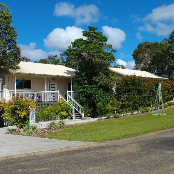 Tinaroo Sunset Retreat, hotell i Tinaroo