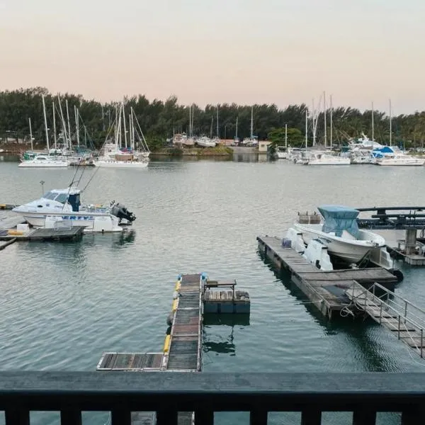 Waterfront 2 Bedroom Apartment, hotel in Richards Bay