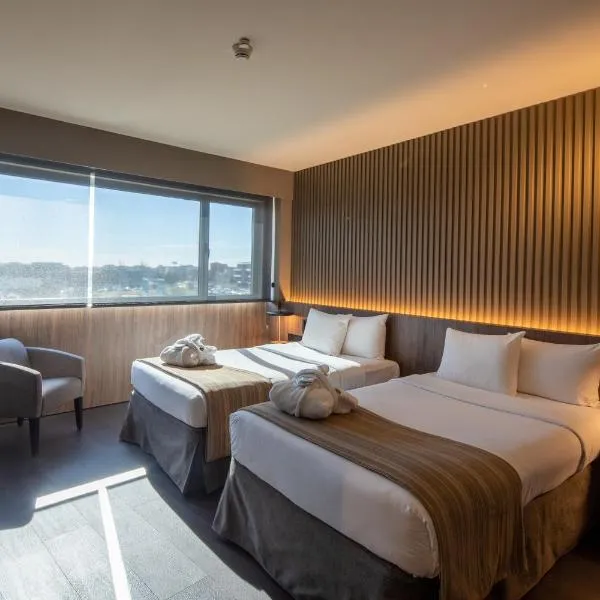 Barcelona Airport Hotel - photo 2