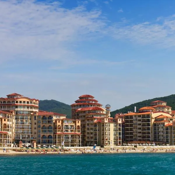 Menada Atrium Apartments, hotel Elenitében