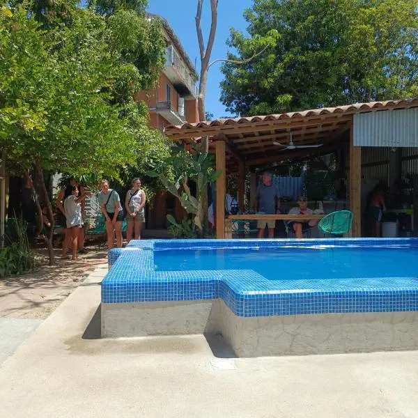 Paziflora Hostel -STARLINK-, hotel a Puerto Escondido