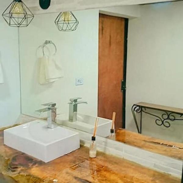 Chalé com vidros e hidromassagem - Foto 3