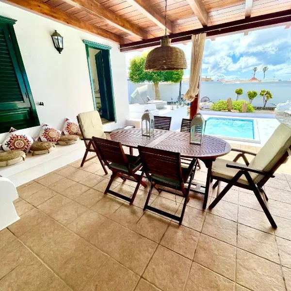Luxury House Villa de Teguise, ξενοδοχείο σε Teguise