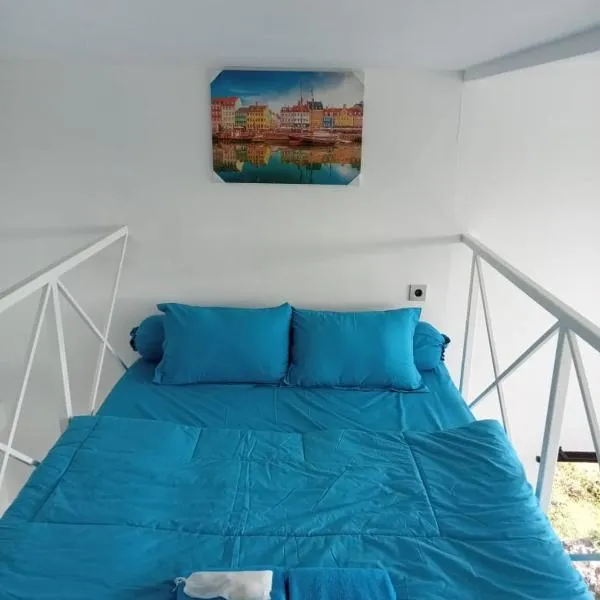 Baron Lighthouse Cottage & Eatery, hotel v destinaci Baron