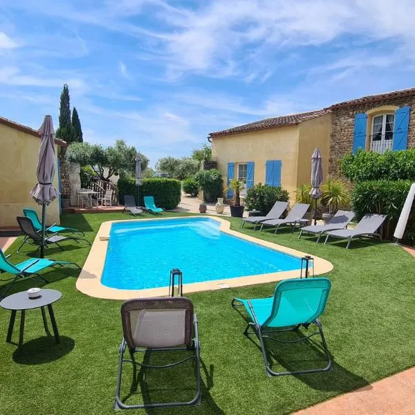 Logis Hôtel La Bastide Saint Bach, hotel v destinácii Suze-la-Rousse