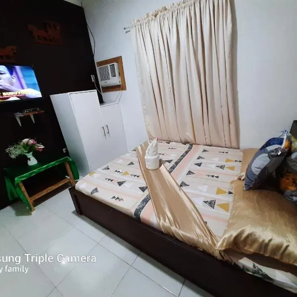 Coco Grove Pension and Beach Resort, hotel v destinaci Sindangan