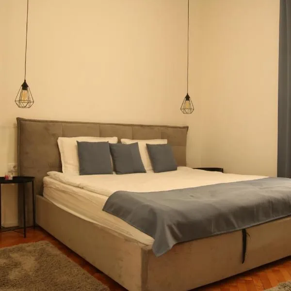 Natalie's Royal M, hotel in Belgrade