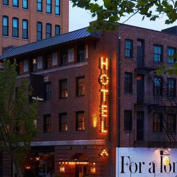 The Dean Hotel, hotell i Providence