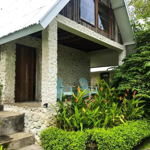 Chanteak Bali - Stone House 2, hotel a Jimbaran