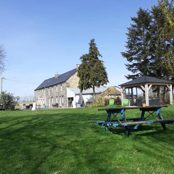 Le Bonheur En Bretagne, hotel in Langouhèdre