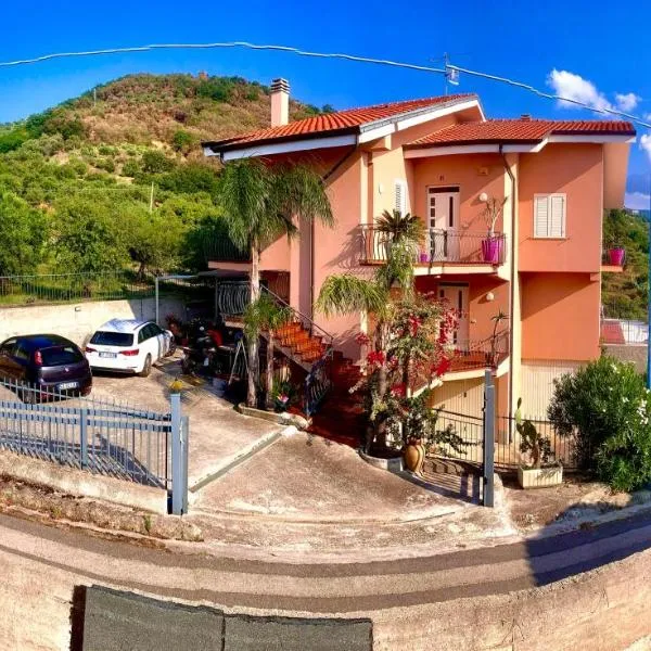 Villetta Fichera Monolocale, hotel in Gioiosa Marea