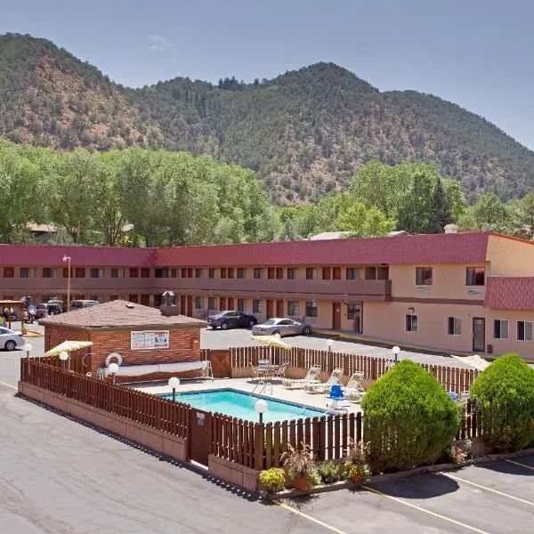 Glenwood Springs Cedar Lodge, hotel in Carbondale