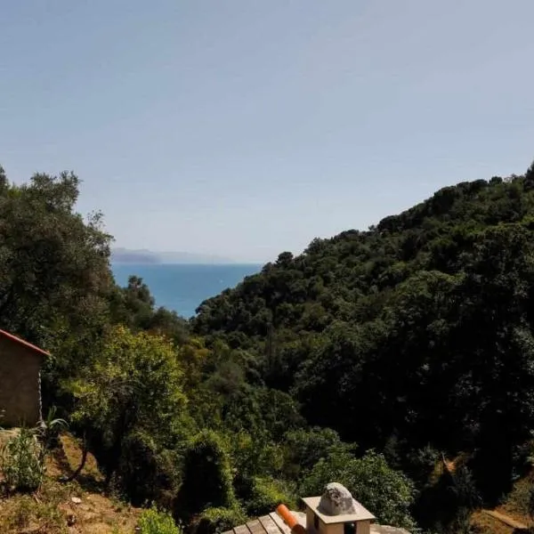 LEremoRifugio escursionistico10 min steep walk, hotel v destinaci Portofino