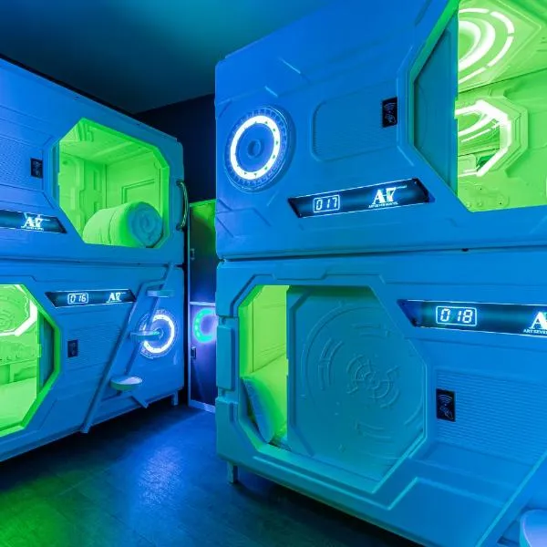 Art Seven Hostel Capsules, hotel en Madrid