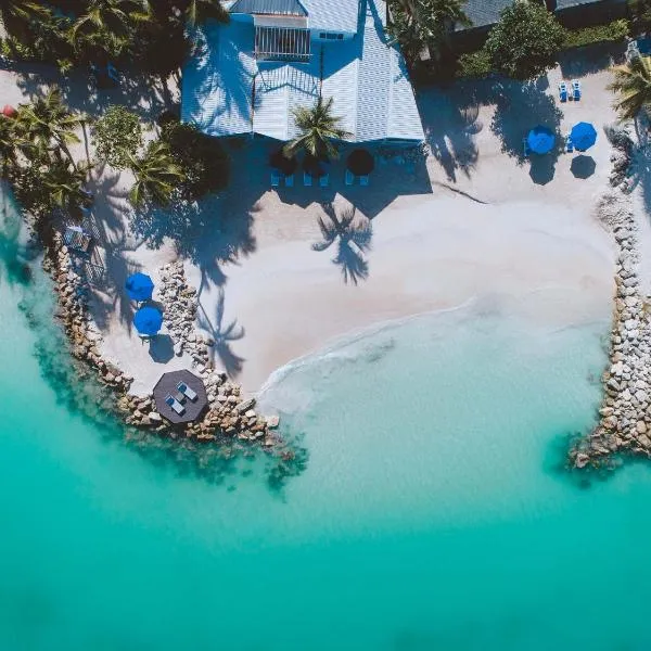 Siboney Beach Club, hotel in Saint Johnʼs