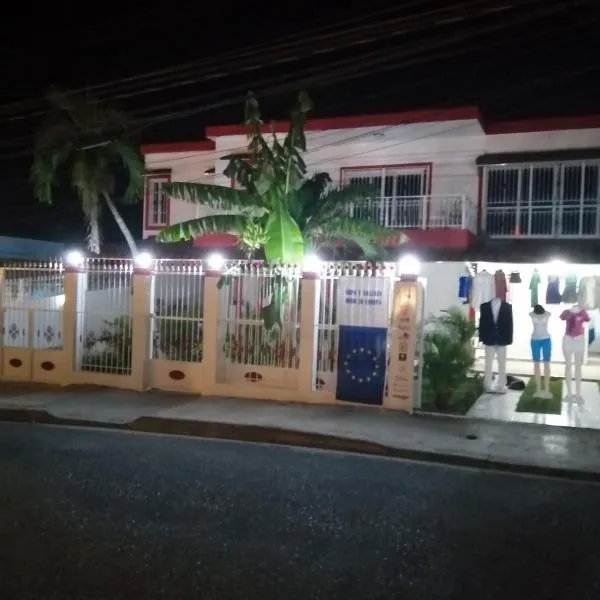 RECIDENCIAL MIGNOLI, hôtel à Boca Chica