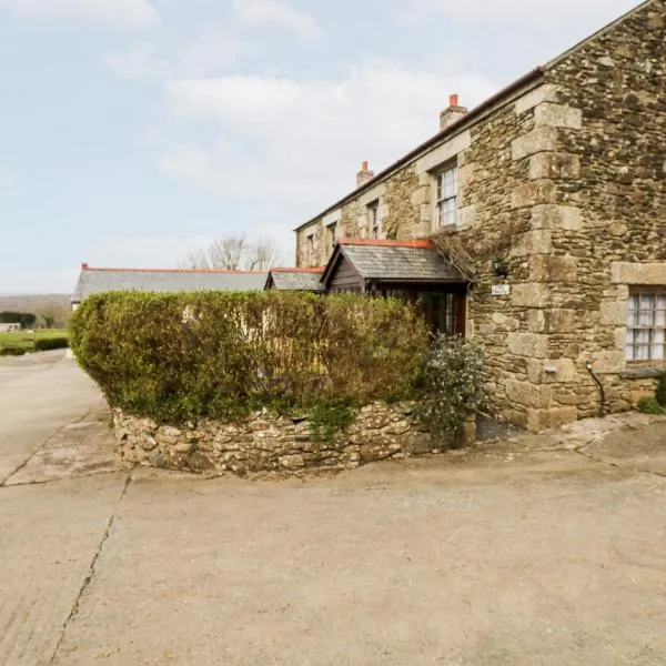 Swift Cottage, hotel in Mawgan