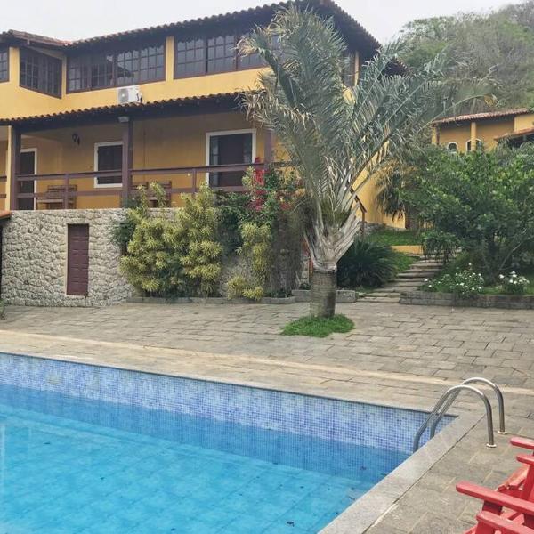 CASA SURYA, Piscina Fantástica, Churrasqueira, Completa, 18 HÓSPEDES na REGIÃO DOS LAGOS - Casa de Campo