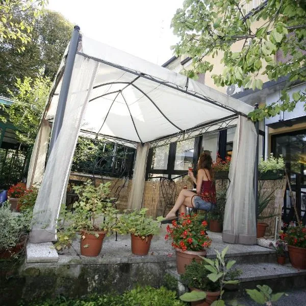 Hotel Adler, khách sạn ở Milano