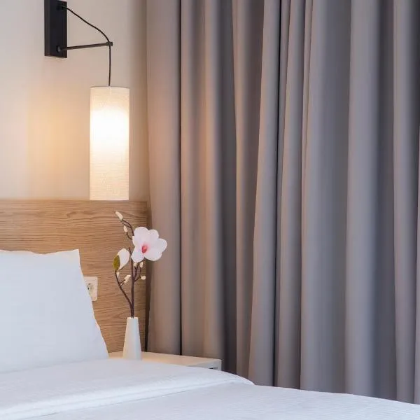 플라타모나스에 위치한 호텔 Zefyros Sea View Hotel