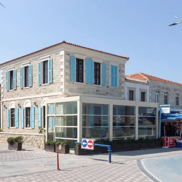 Marina Foça Hotel, hotelli kohteessa Yenifoça