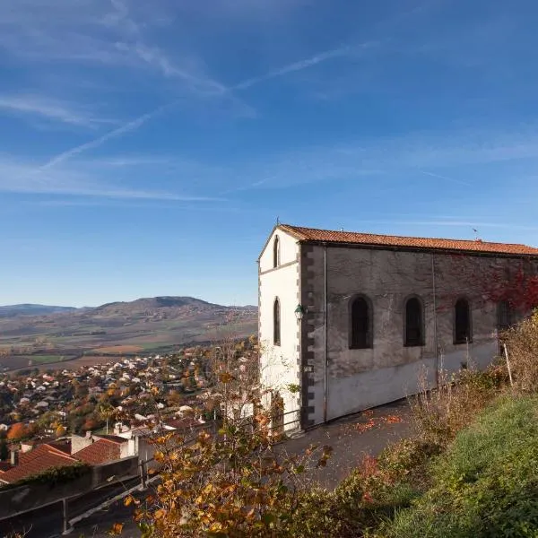 Le Couvent, hotel v destinaci Veyre-Monton