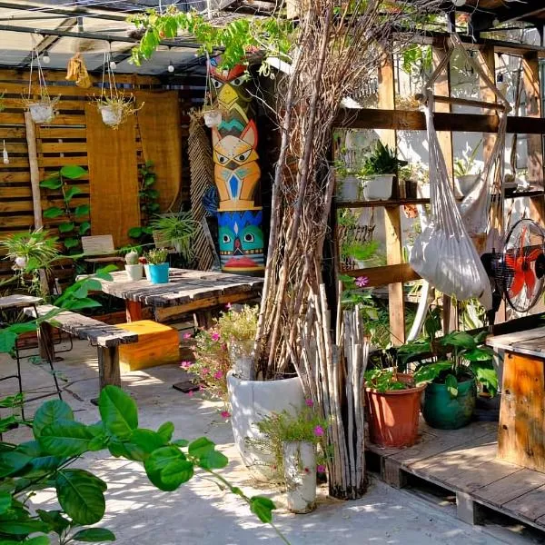 NĂM ẤY HOMESTAY, hotel in Tuy Hoa