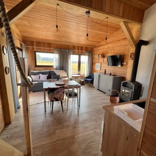 Leśny Zakątek Uroczysko -Apartamenty Nowoczesnej Stodoły, hotel v destinaci Stogniewice