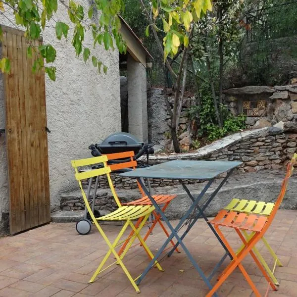 le paradis des oiseaux, hotel v destinaci Toulon