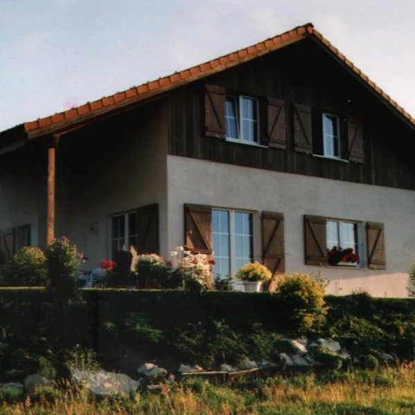 Chambres d'hôtes, hotel in Montfaucon