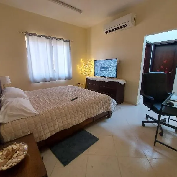 BEATIFUL STUDIO FOR STAY, hotel in Al Ain