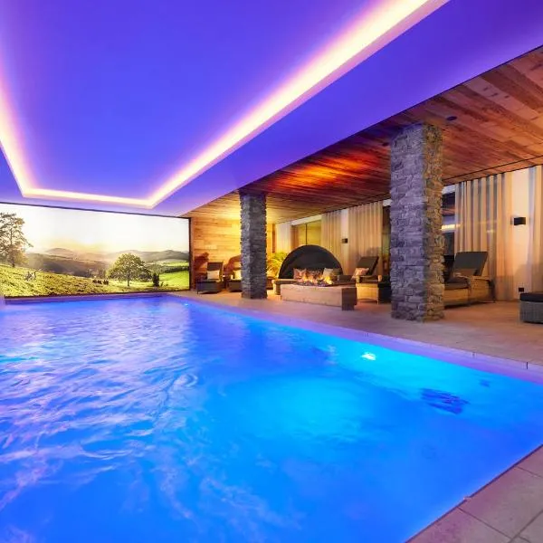 Landhotel Voss im TalVital, hotel u gradu Saalhausen