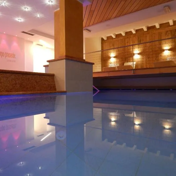 Hotel Ideal, hotel a Madonna di Campiglio