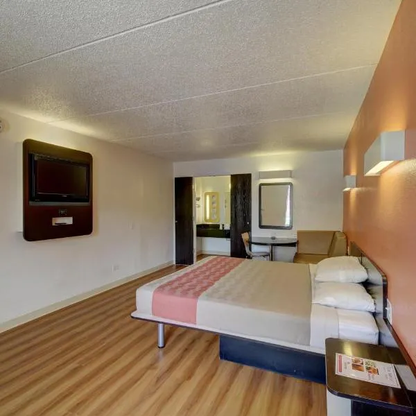 Motel 6-San Antonio, TX - Downtown - Market Square